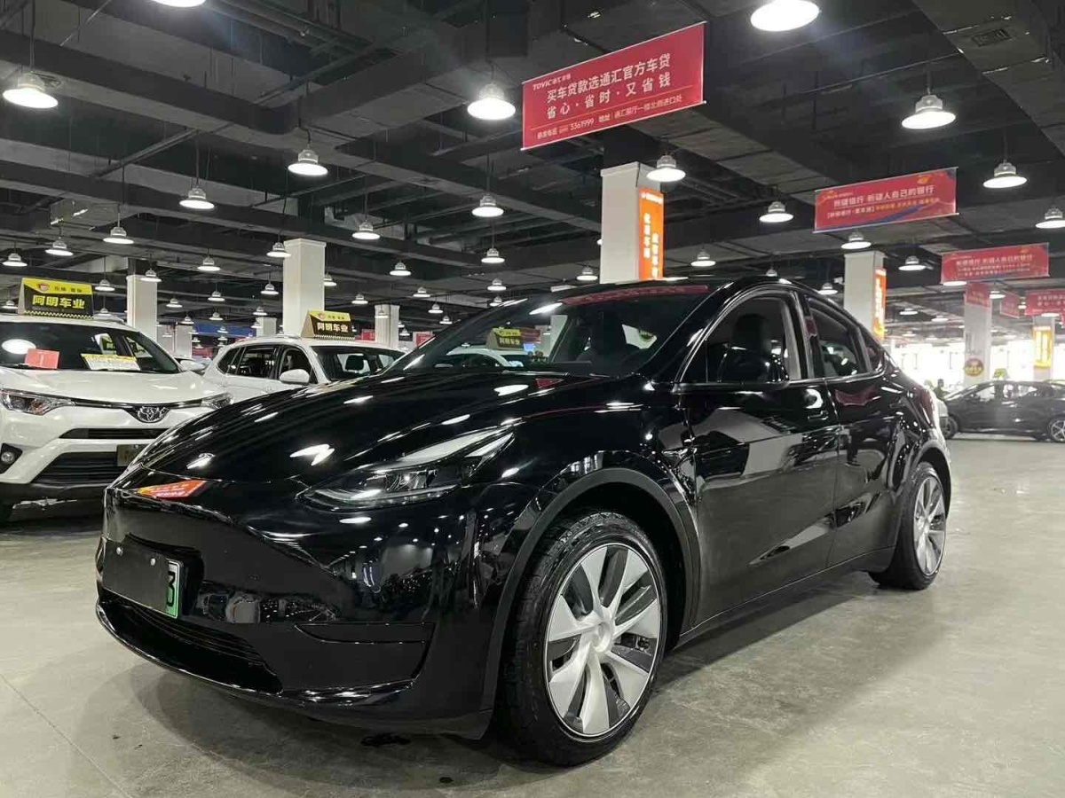 特斯拉 Model Y  2022款 后輪驅(qū)動(dòng)版圖片