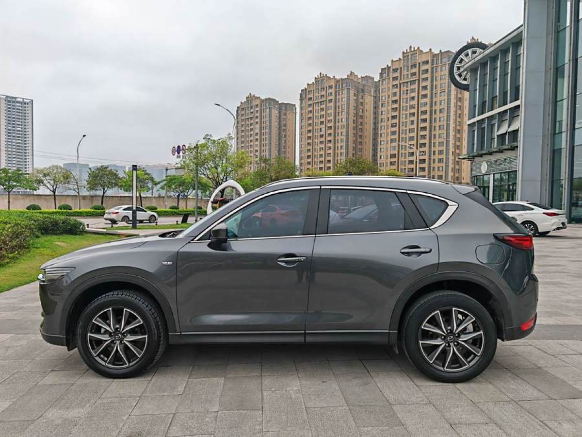 2021年5月馬自達(dá) CX-5  2020款 2.5L 自動兩驅(qū)智慧型