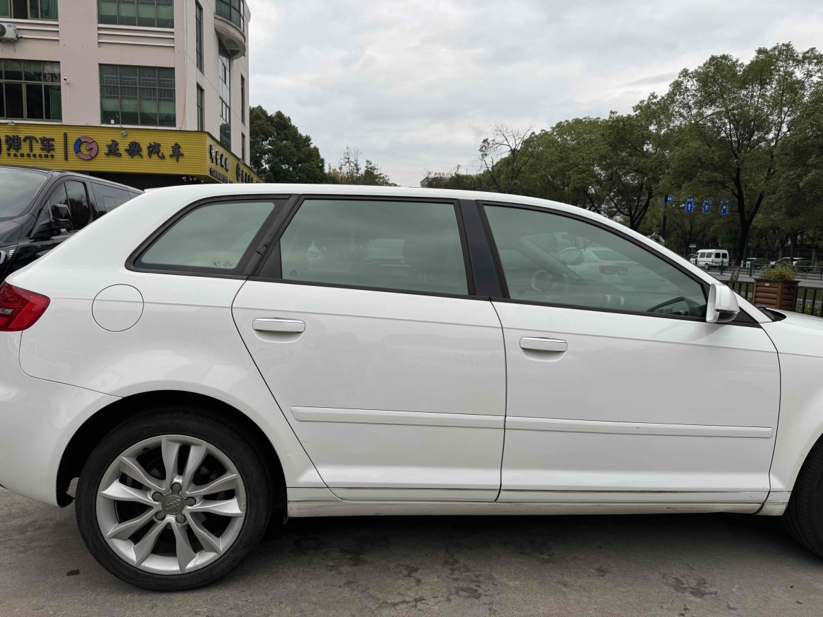 奧迪 奧迪A3  2012款 Sportback 1.4T 豪華型圖片