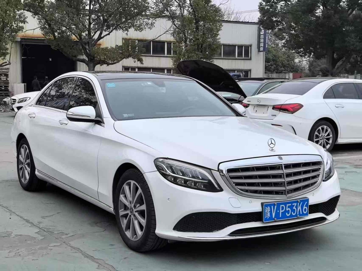 奔馳 奔馳C級  2019款 改款 C 260 L 4MATIC 運動版圖片