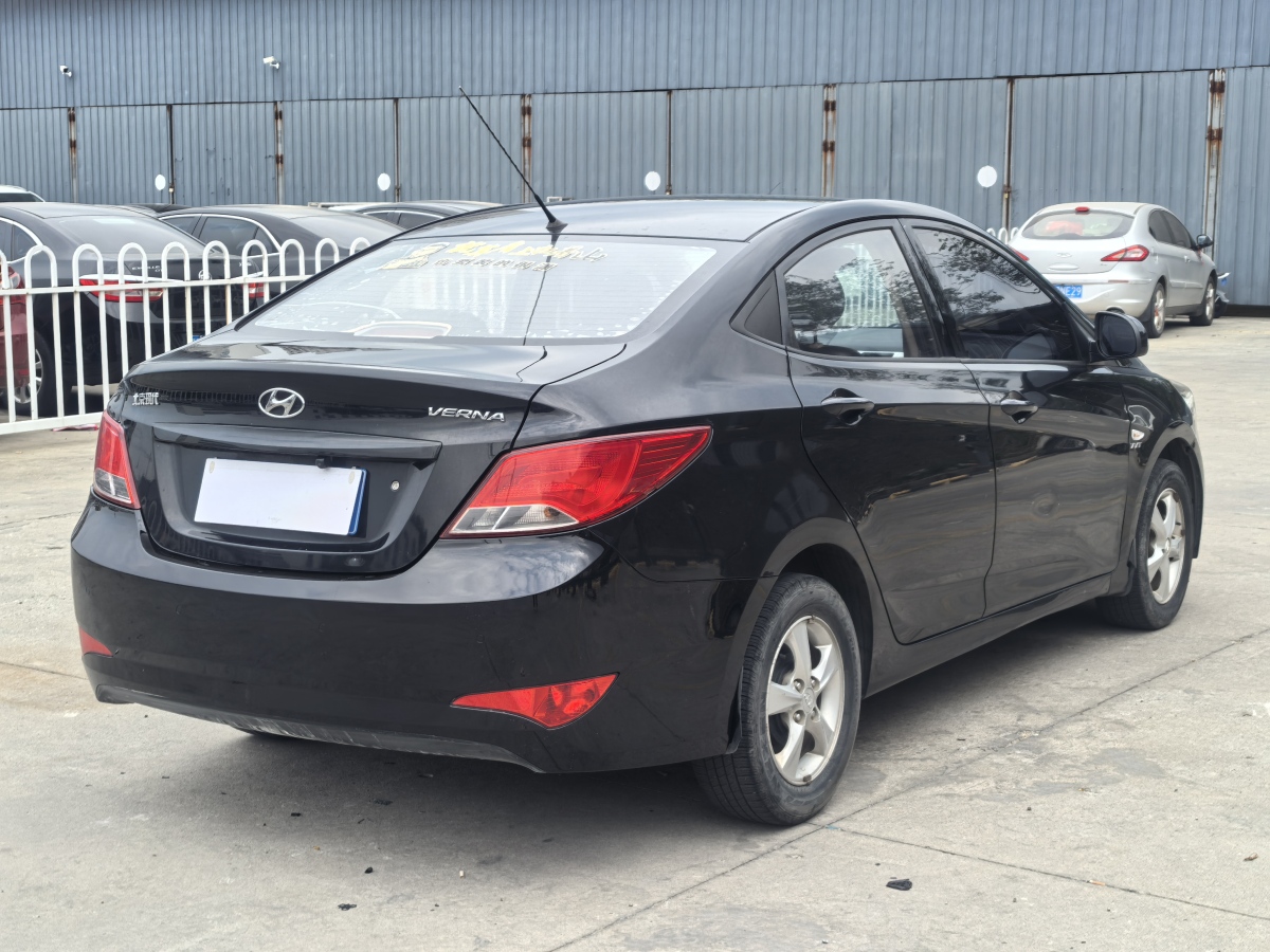 2014年6月現(xiàn)代 瑞納  2014款 1.4L 自動智能型GLS