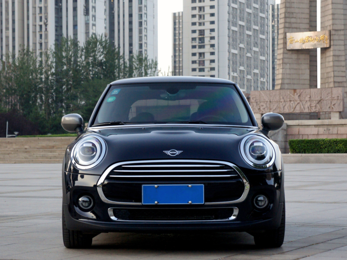 MINI MINI  2021款 1.5T COOPER 藝術(shù)家圖片