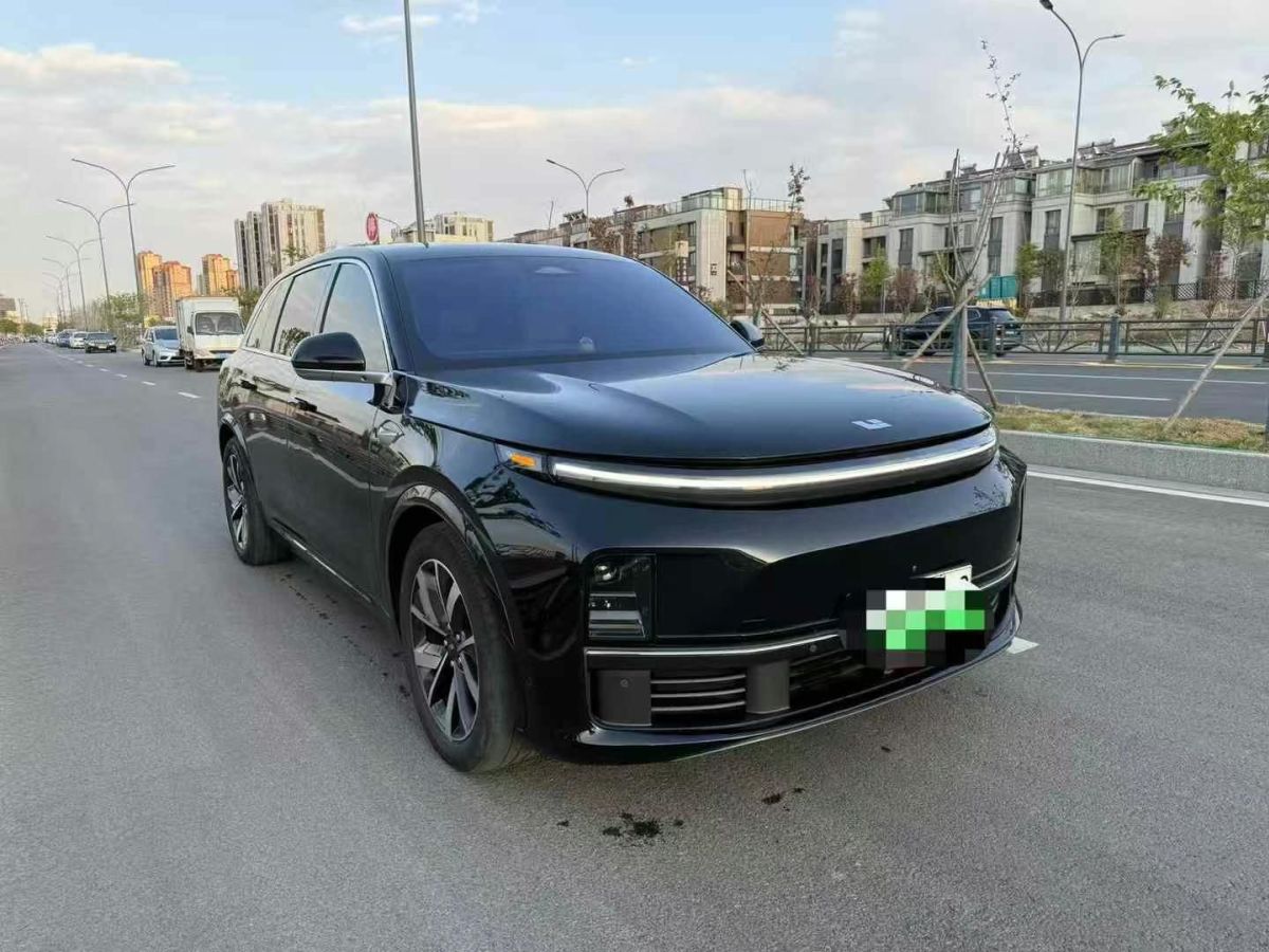 奔馳 烏尼莫克U5023  2023款 底盤車圖片