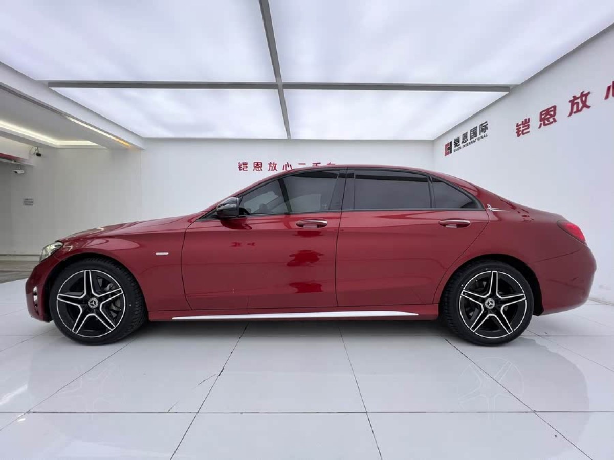 奔馳 奔馳C級(jí)  2021款 C 260 L 運(yùn)動(dòng)星耀臻藏版圖片