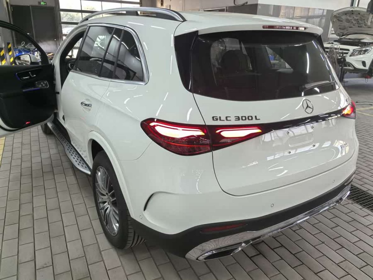 奔馳 奔馳GLC  2024款 改款 GLC 300 L 4MATIC 動(dòng)感型 5座圖片