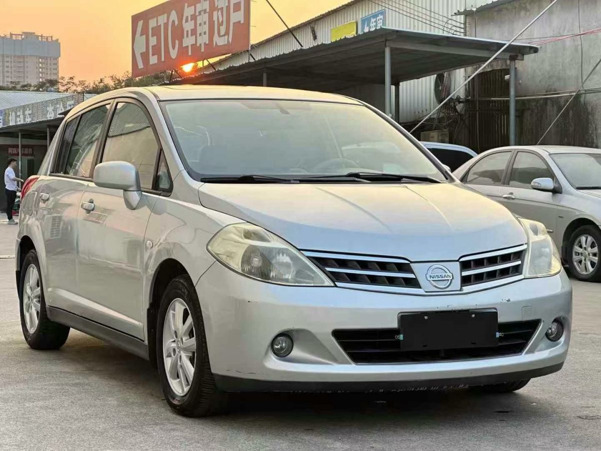 日產(chǎn) 頤達(dá)  2009款 1.6L 自動(dòng)科技版圖片