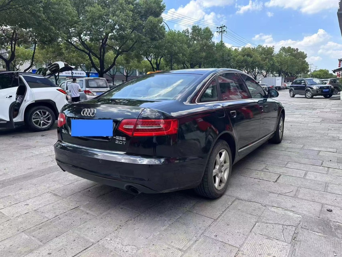 奥迪 奥迪A6L  2010款 2.0 TFSI 自动标准型图片