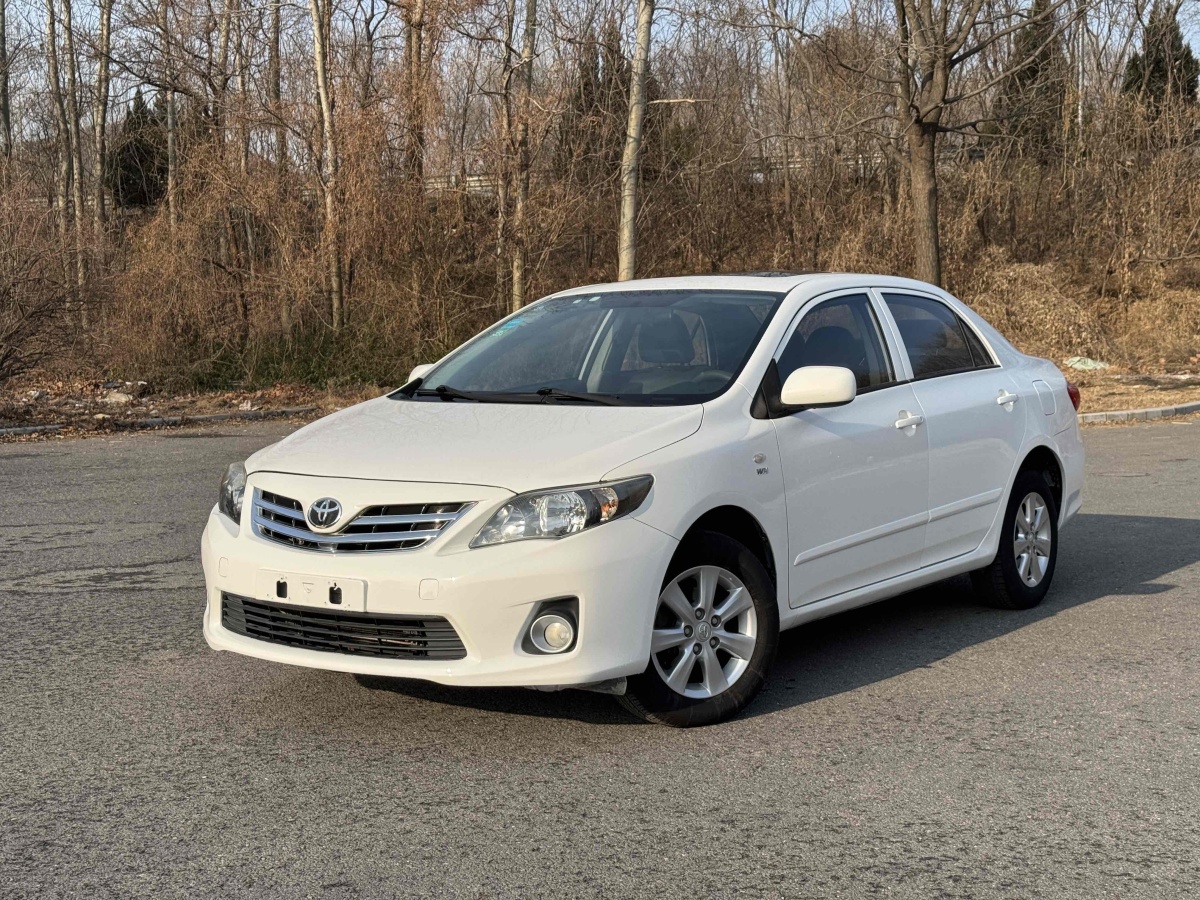 豐田 卡羅拉  2014款 1.6L CVT GLX-i導(dǎo)航版圖片