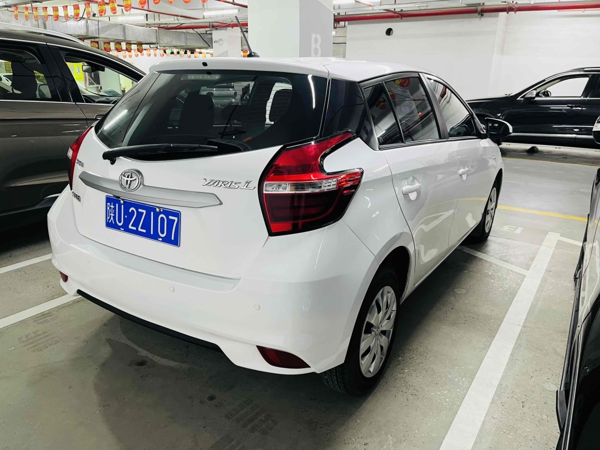 豐田 YARiS L 致炫  2015款 1.5E 自動(dòng)魅動(dòng)版圖片