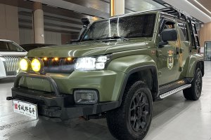 BJ40 北京 2.3T 自動四驅(qū)盛世華章版 國VI