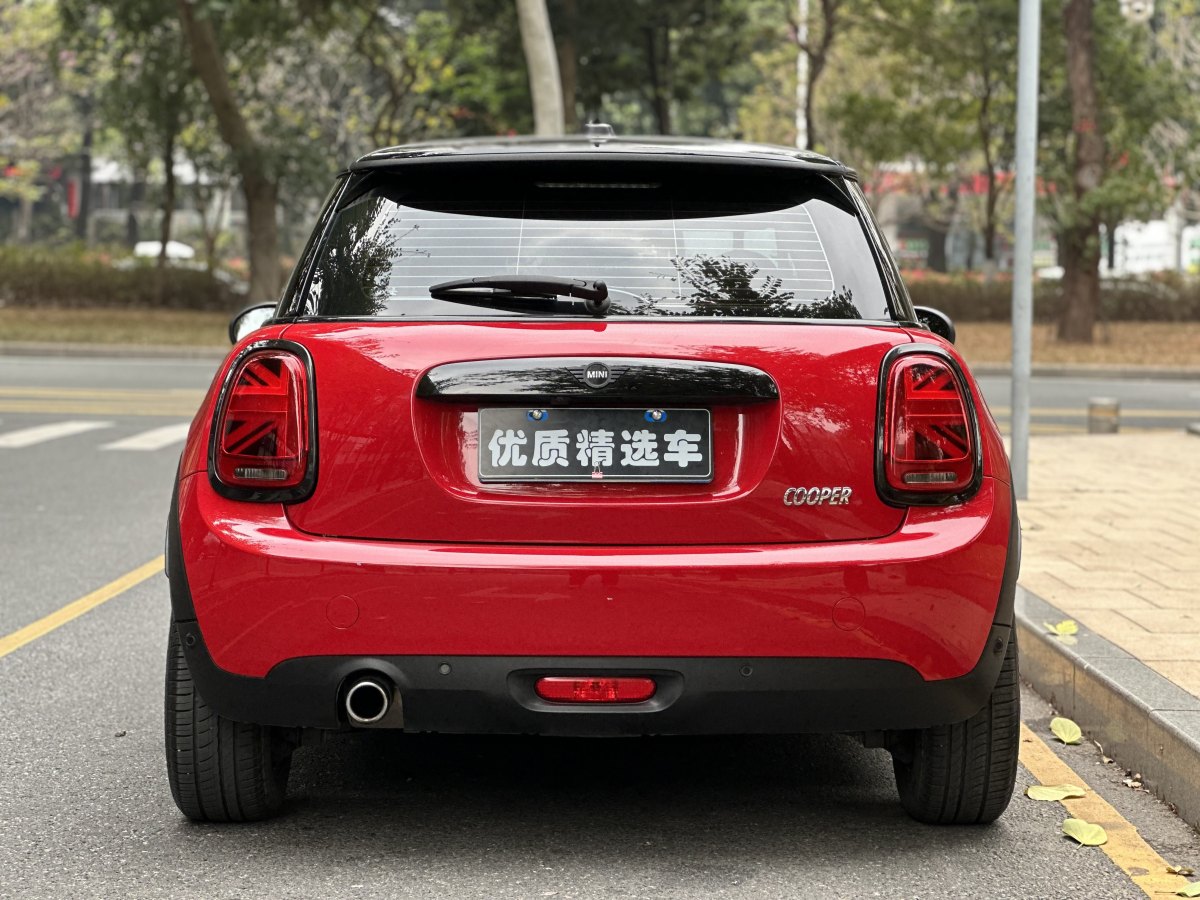 MINI MINI  2020款 1.5T COOPER 經(jīng)典派圖片