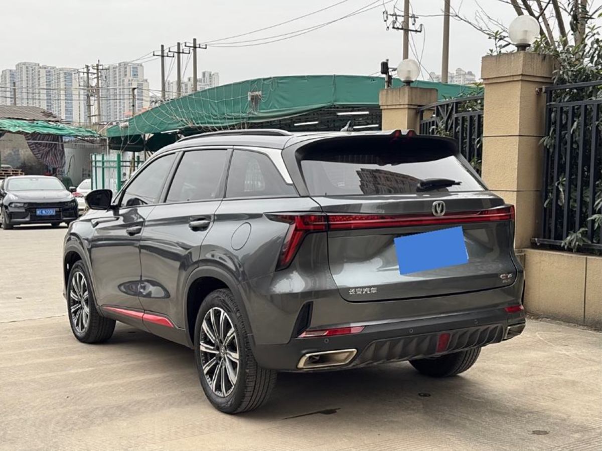 長(zhǎng)安 CS75 PLUS  2022款 第二代 1.5T 自動(dòng)尊享型圖片