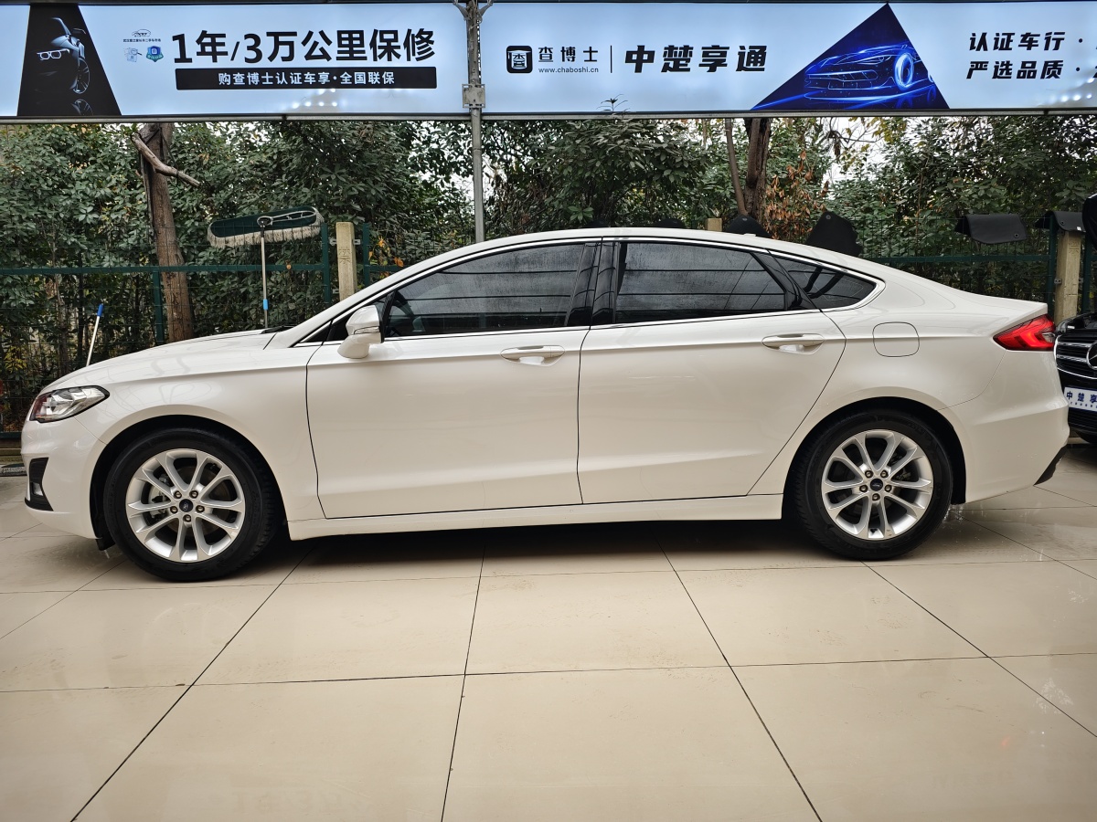 福特 蒙迪歐  2020款 EcoBoost 180 時(shí)尚型圖片