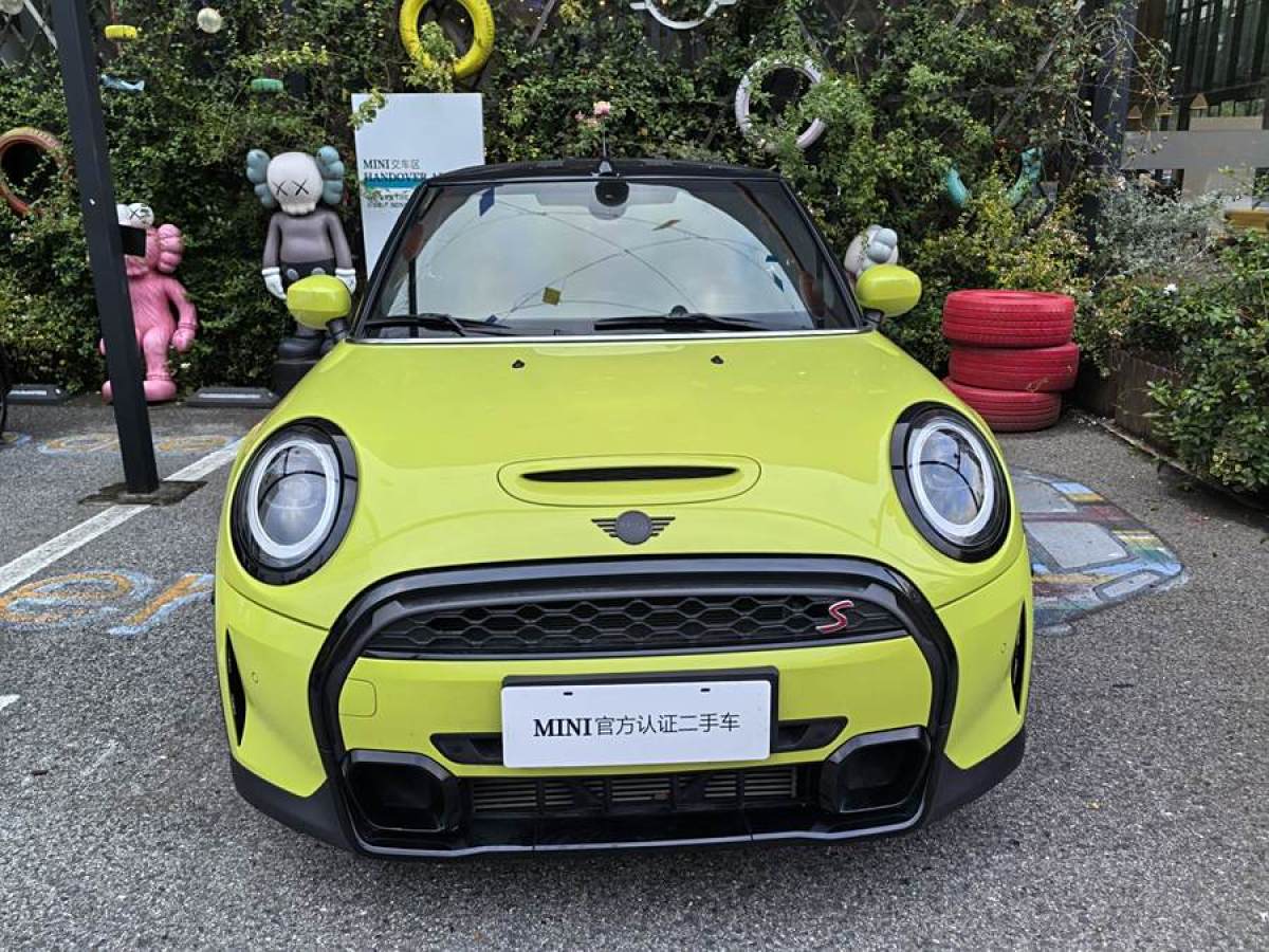 MINI MINI  2023款 2.0T COOPER S CABRIO 藝術(shù)家圖片