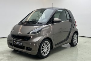 fortwo smart 1.0 MHD 硬顶标准版