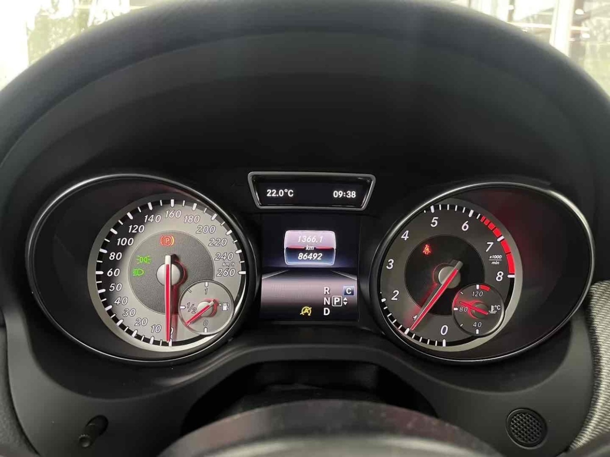 2017年06月奔驰 奔驰GLA  2016款 GLA 200 动感型