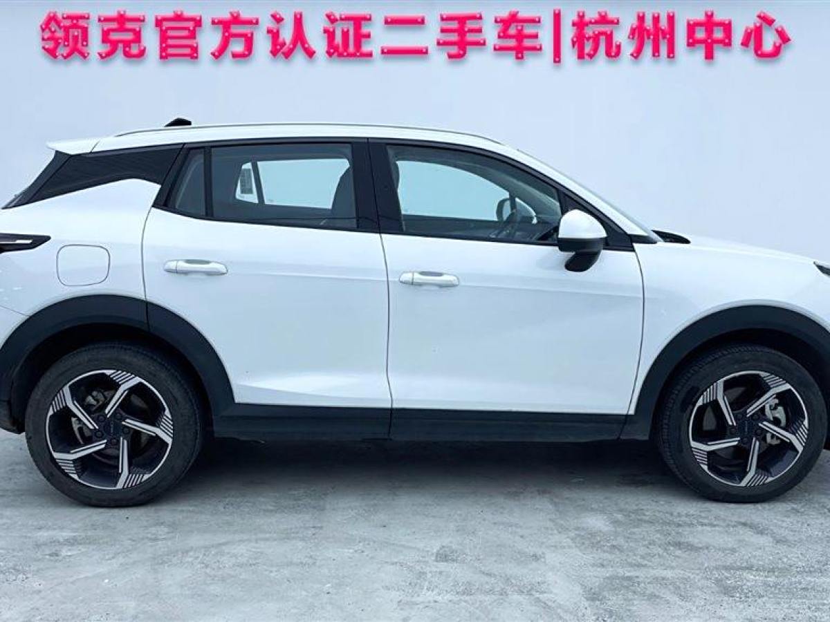 2021年11月領(lǐng)克 領(lǐng)克06新能源  2022款 PHEV 84KM續(xù)航版 Pro