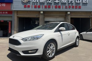 ?？怂?福特 兩廂經(jīng)典 1.6L 手動(dòng)風(fēng)尚型智行版