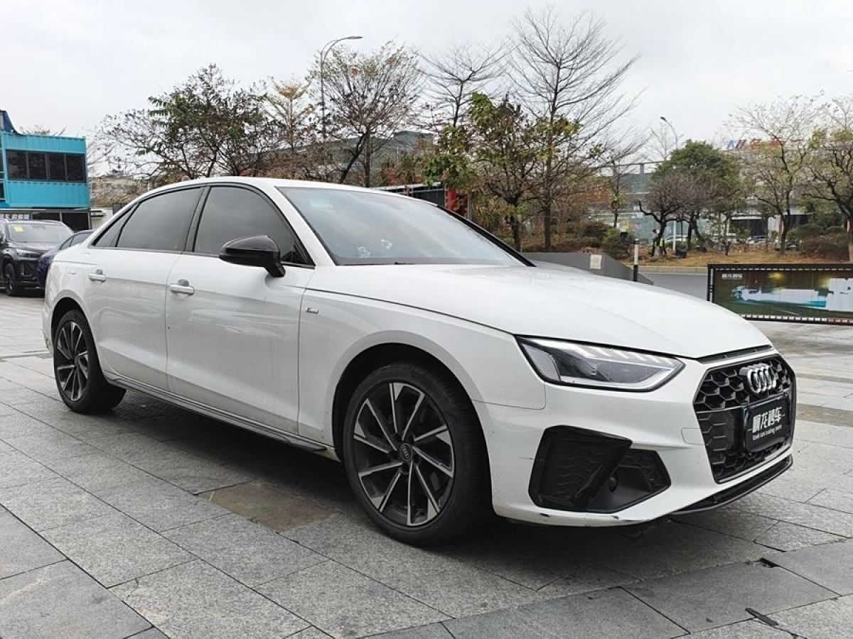 2023年10月奧迪 奧迪A4L  2023款 40 TFSI 豪華動(dòng)感型