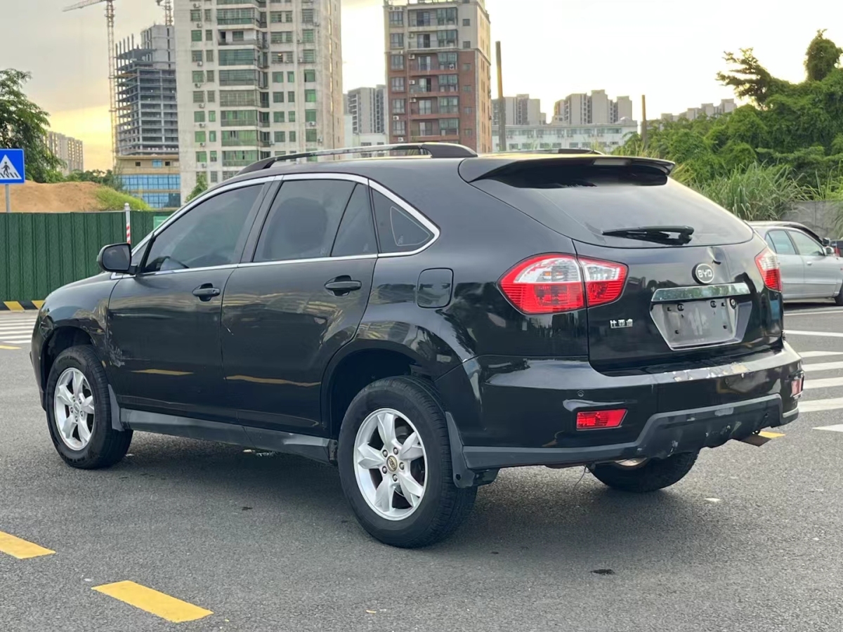 比亞迪 S6  2012款 2.0L 手動豪華型圖片