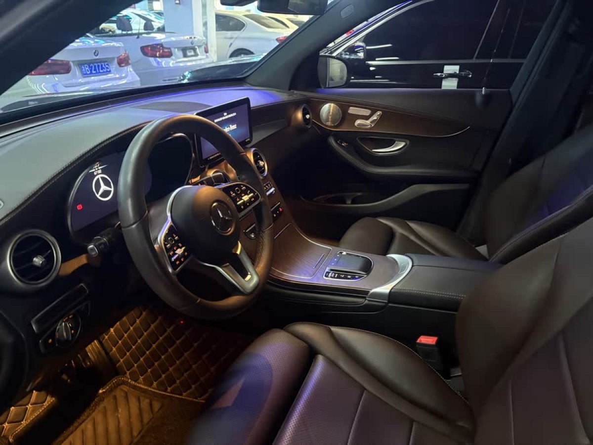 奔馳 奔馳GLC  2022款 改款二 GLC 260 L 4MATIC 豪華型圖片