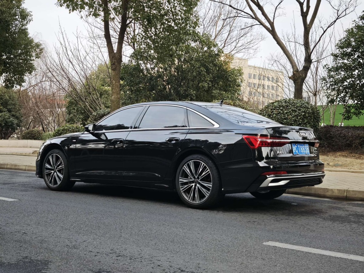 奧迪 奧迪A6L  2023款 45 TFSI 臻選動感型圖片