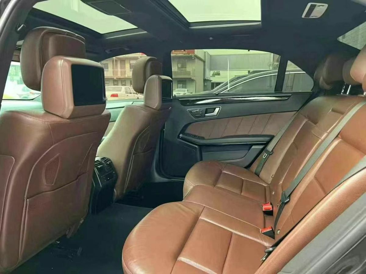 奔馳 奔馳E級  2013款 E 260 L CGI優(yōu)雅型圖片