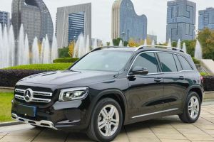 奔驰GLC 奔驰 GLC 260 L 4MATIC 动感型