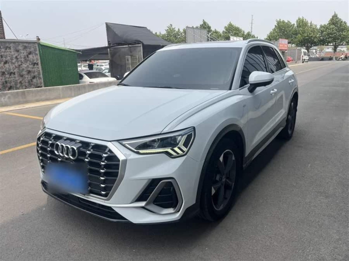 奧迪 奧迪Q3  2020款 35 TFSI 時(shí)尚動(dòng)感型圖片