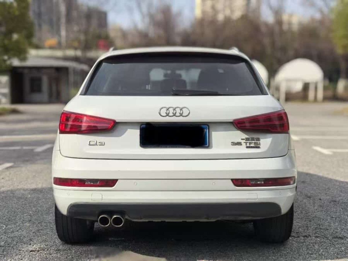 奧迪 奧迪Q3  2017款 35 TFSI quattro 全時四驅風尚型圖片