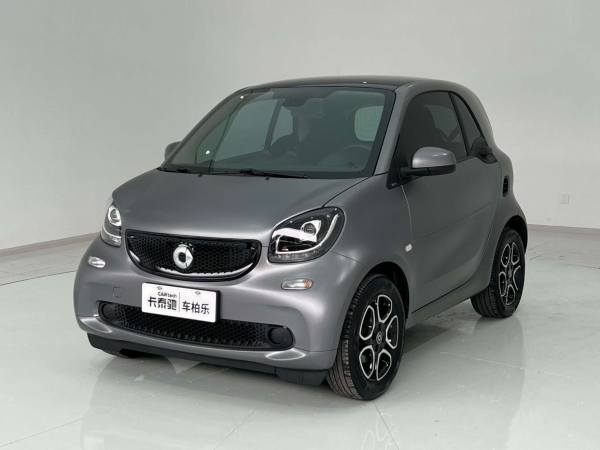 smart fortwo  2019款 0.9T 66千瓦硬頂風擎版 國VI圖片