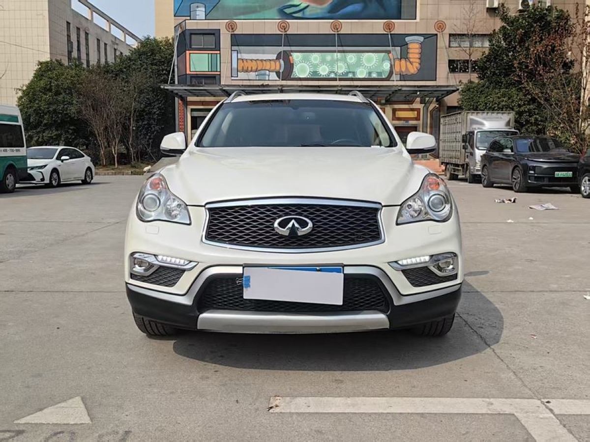 英菲尼迪 QX50  2015款 2.5L 舒適版圖片