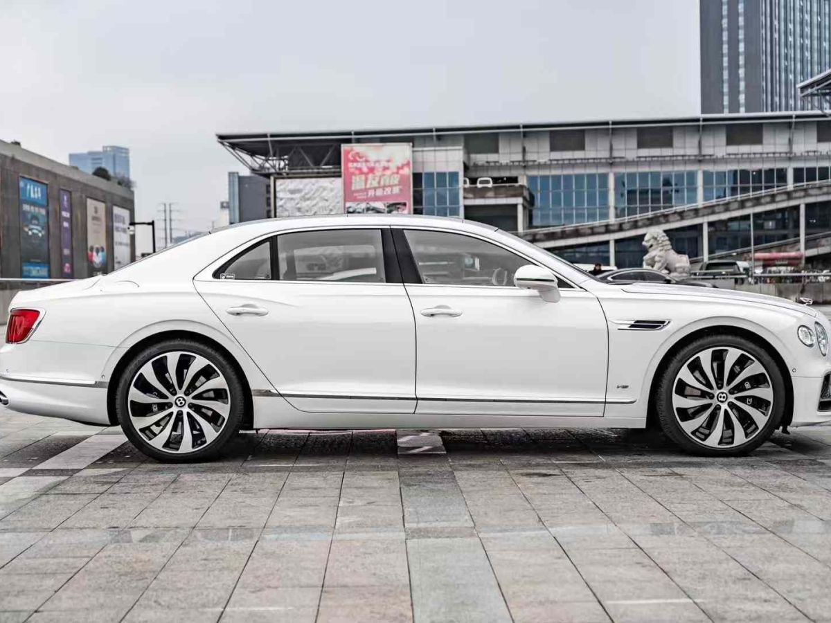 2022年2月賓利 飛馳  2022款 4.0T V8 Mulliner