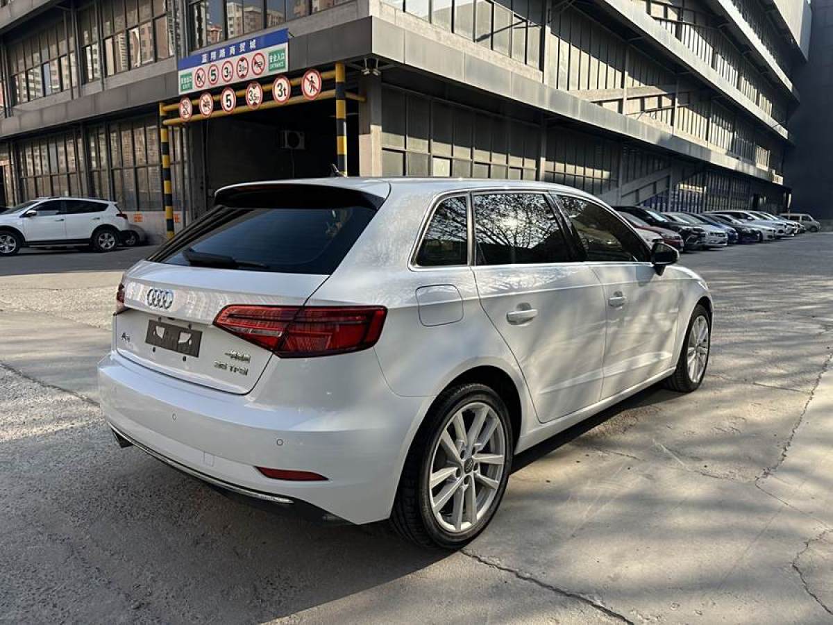 奧迪 奧迪A3  2020款 改款 Sportback 35 TFSI 進(jìn)取型 國VI圖片