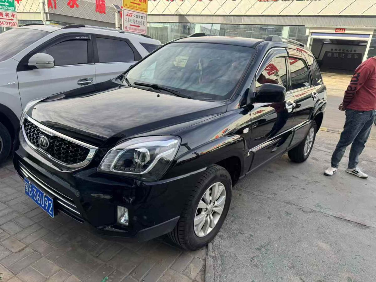 起亞 智跑  2015款 2.0L 自動(dòng)兩驅(qū)版DLX圖片