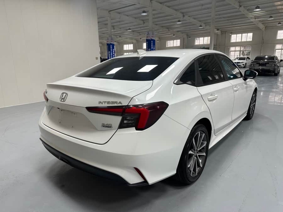 本田 型格  2023款 240TURBO CVT豪華版圖片
