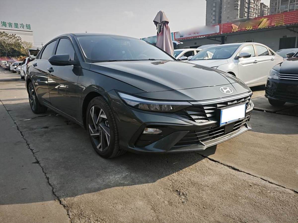 現(xiàn)代 伊蘭特  2023款 1.5L CVT GLS領(lǐng)先版圖片