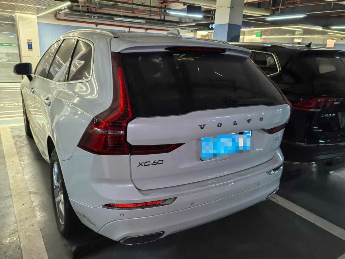 沃爾沃 XC60  2020款 T4 智行豪華版圖片