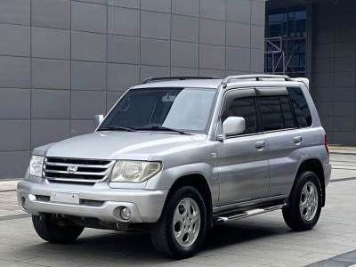 2011年3月 獵豹 飛騰 2.0L 兩驅(qū)標(biāo)準(zhǔn)型圖片