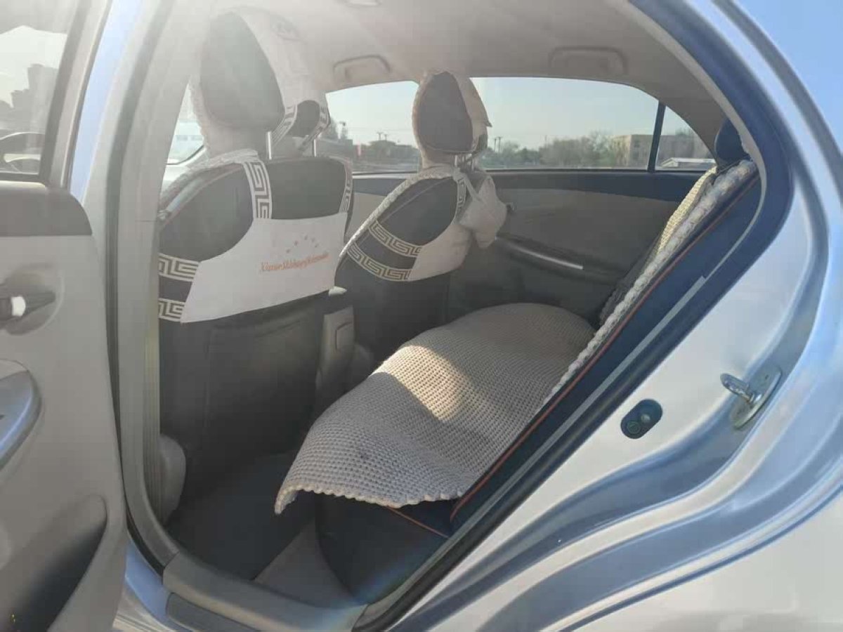 豐田 卡羅拉  2013款 特裝版 1.6L 自動至酷型GL圖片