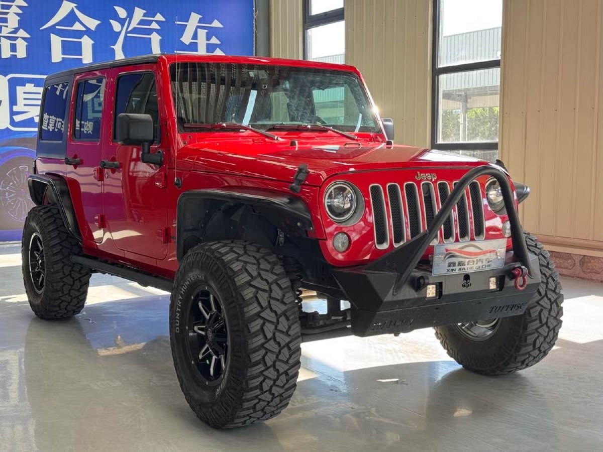 Jeep 牧馬人  2016款 3.0L Sahara 75周年致敬版圖片