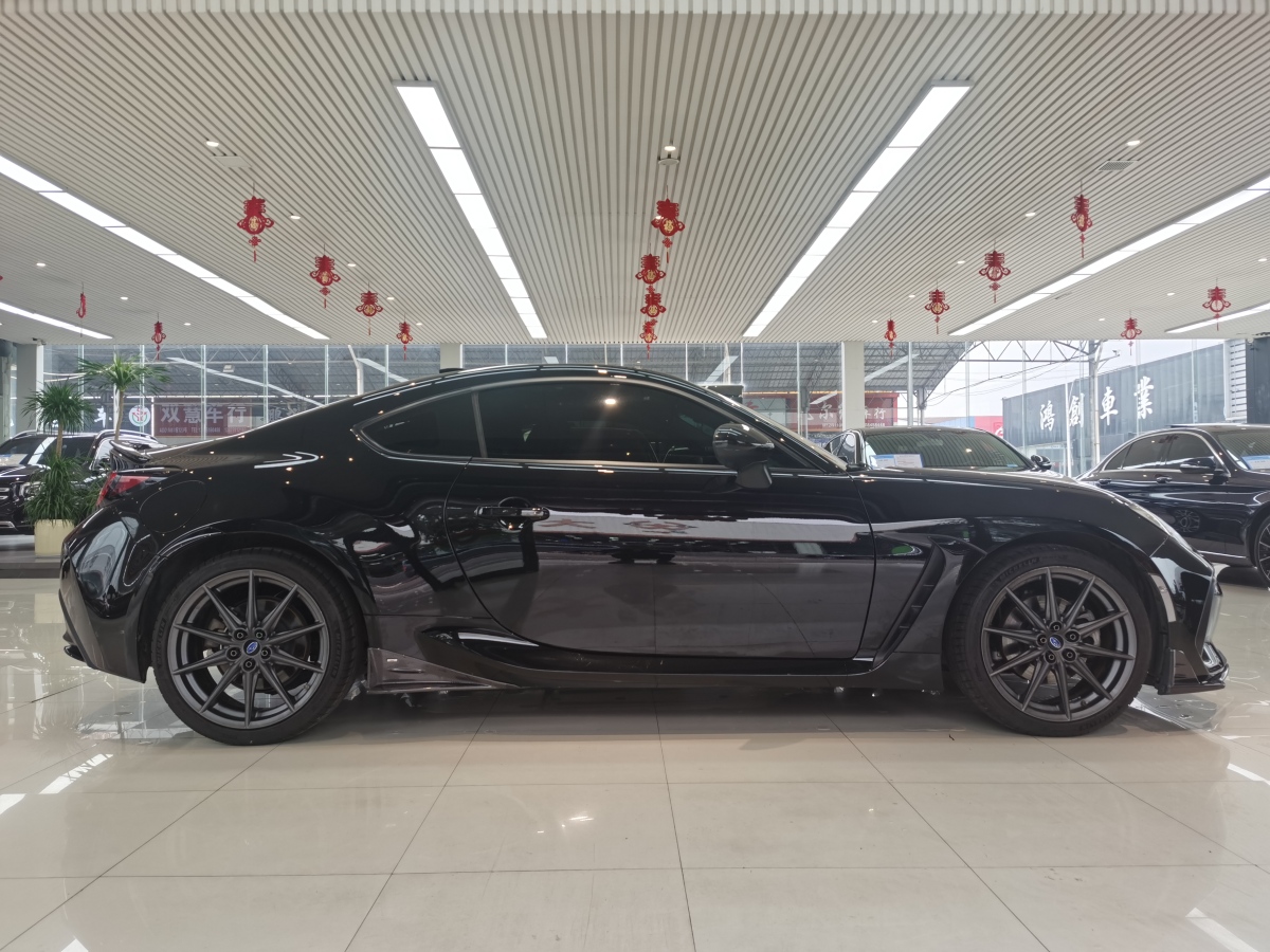 斯巴鲁 BRZ  2022款 2.4L 手动版图片