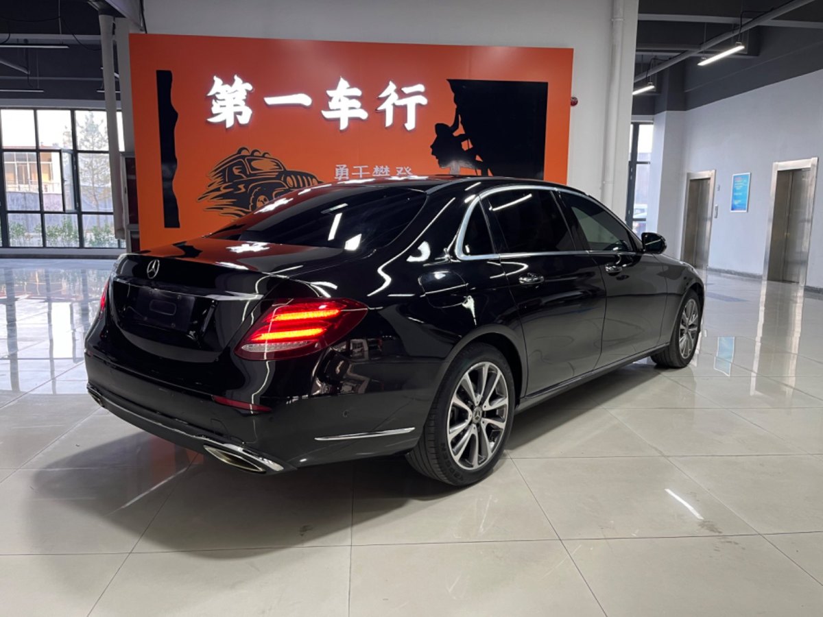 奔馳 奔馳E級(jí)  2019款 改款 E 300 L 時(shí)尚型圖片