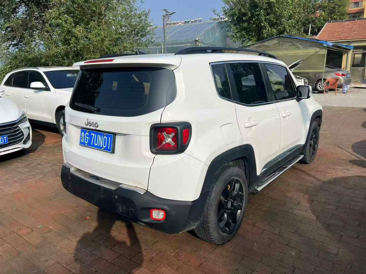 Jeep 自由俠  2018款 互聯(lián)大屏版 180T 自動(dòng)動(dòng)能版+圖片