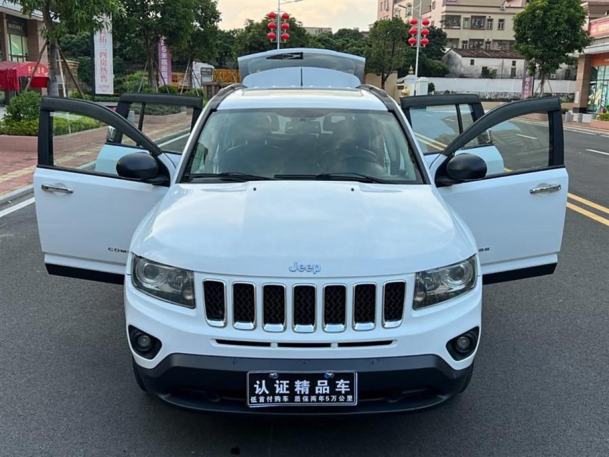 Jeep 指南者  2014款 改款 2.0L 兩驅(qū)進(jìn)取版圖片