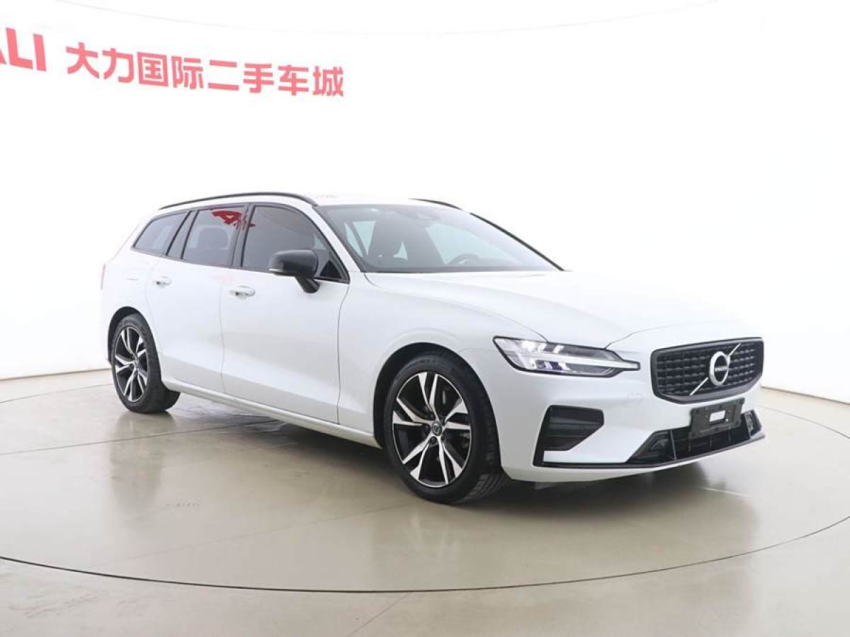 沃爾沃 V60  2021款 B5 智遠(yuǎn)豪華版圖片