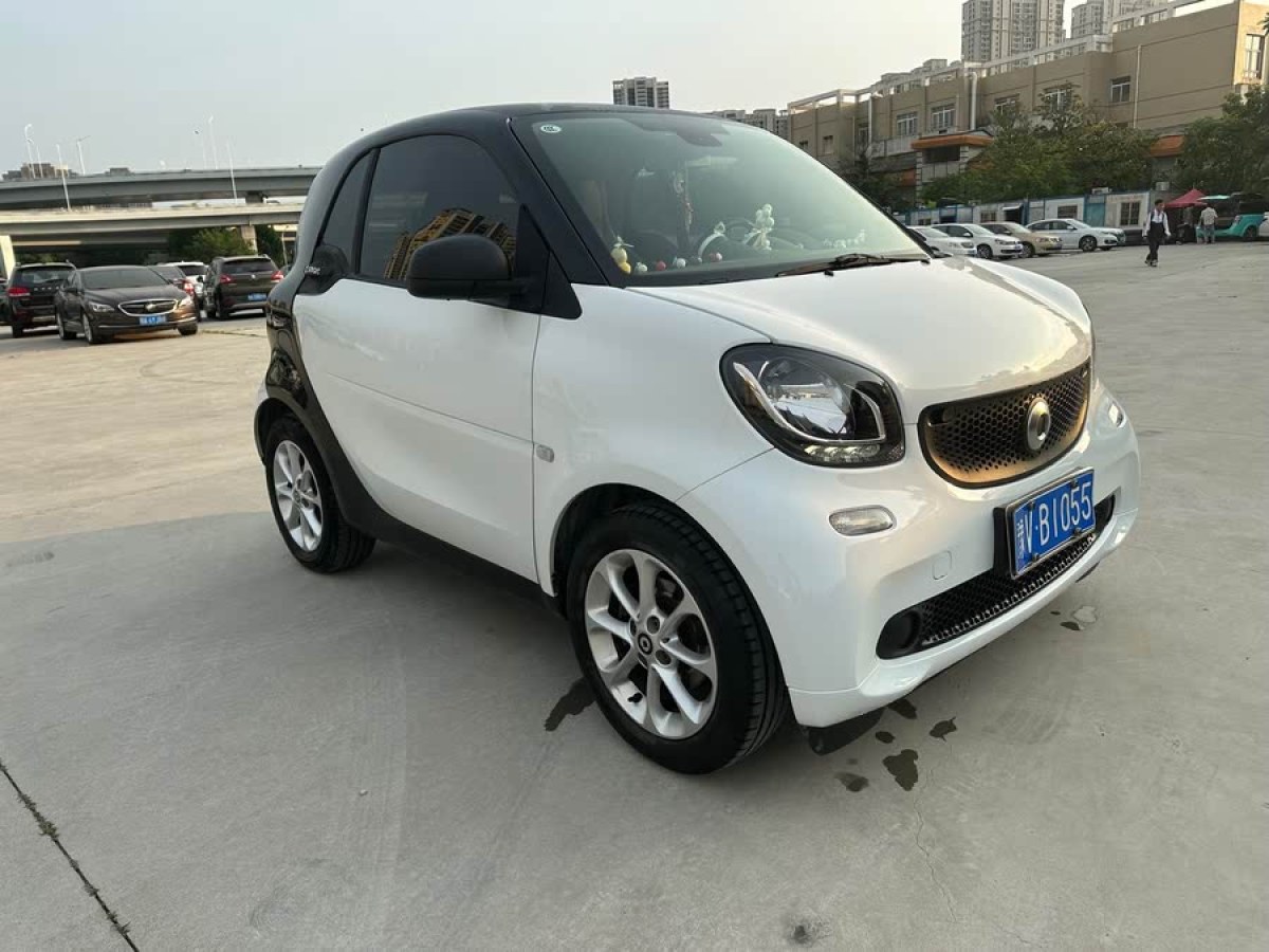 smart fortwo  2015款 1.0L 52千瓦硬頂靈動版圖片
