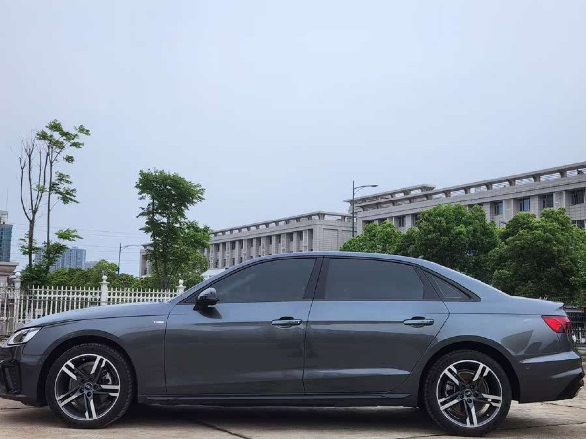 奧迪 奧迪A4L  2022款 40 TFSI 時尚動感型圖片
