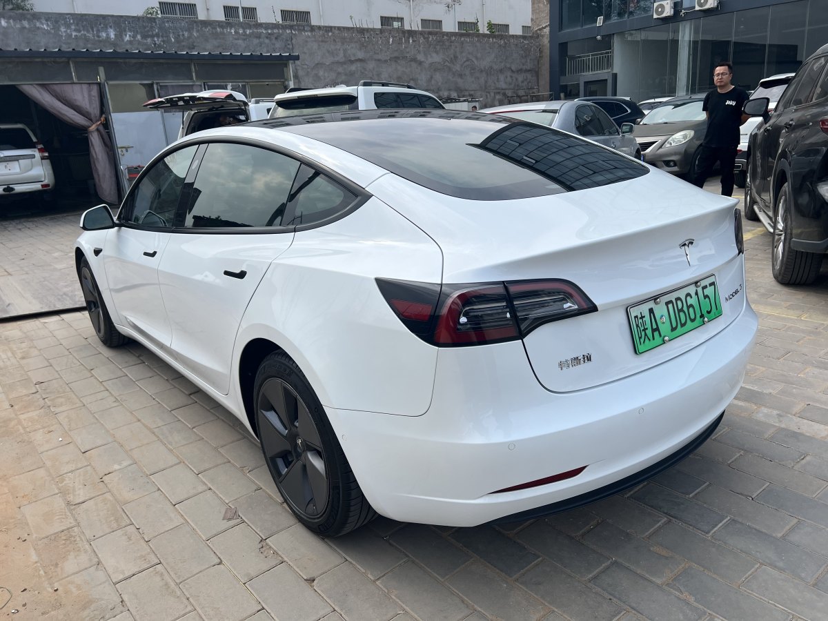 2021年3月特斯拉 Model 3  2019款 標(biāo)準(zhǔn)續(xù)航后驅(qū)升級版