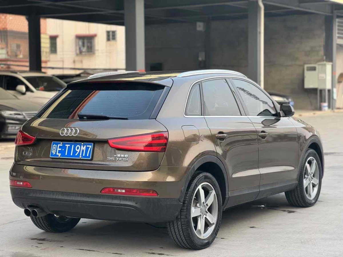 奧迪 奧迪Q3  2013款 35 TFSI 進(jìn)取型圖片